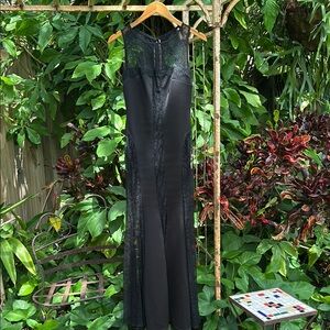 Vintage Jessica McClintock Made in USA Black Lace Panel Formal Sleeveless Dress